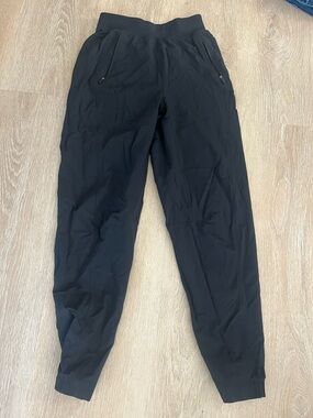 lululemon athletica Black Men's Jogger Pants with Zip Pockets